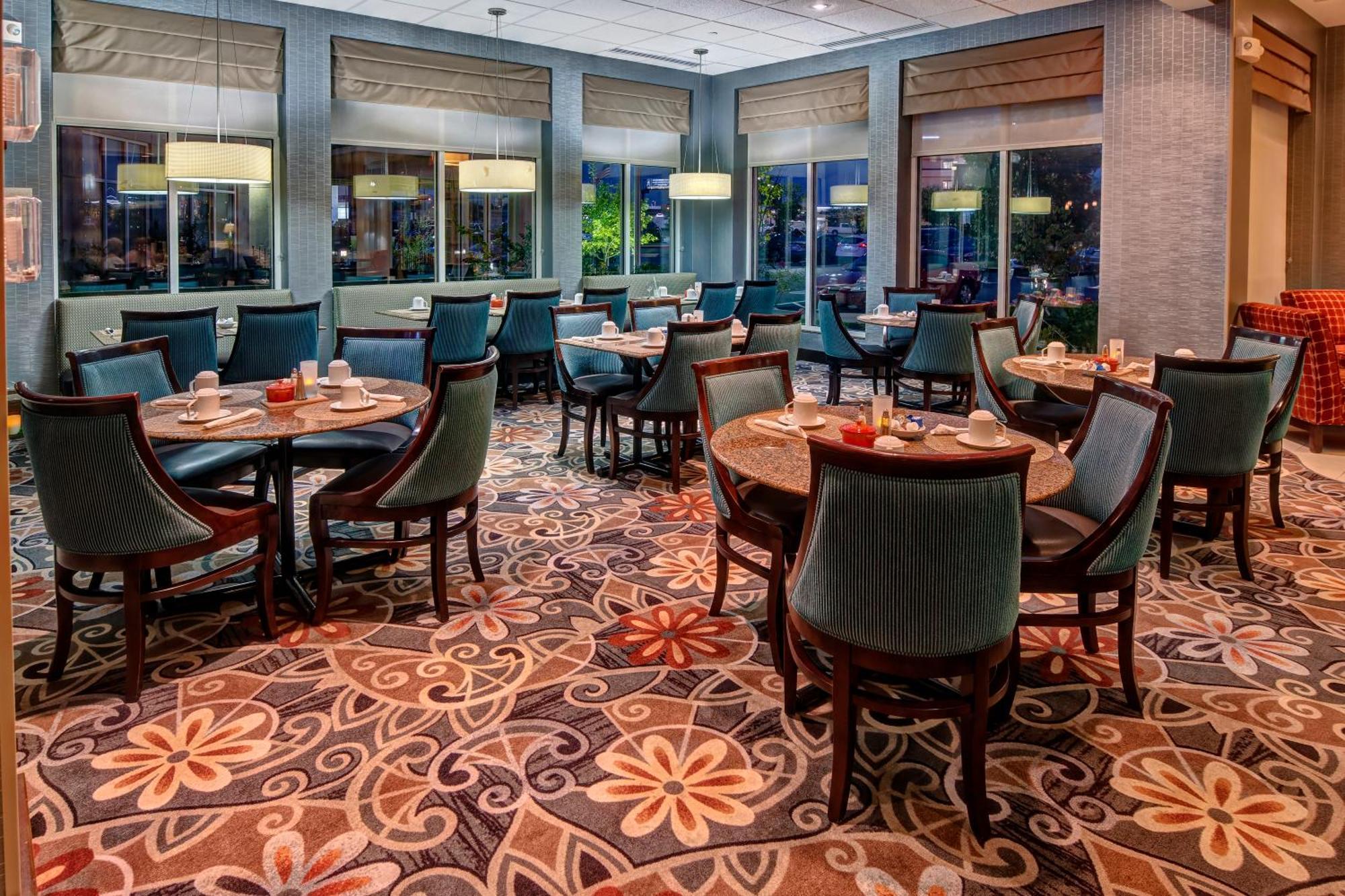 Hilton Garden Inn Midtown Tulsa Eksteriør bilde